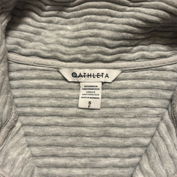 Athleta Top - Picture 3 of 3